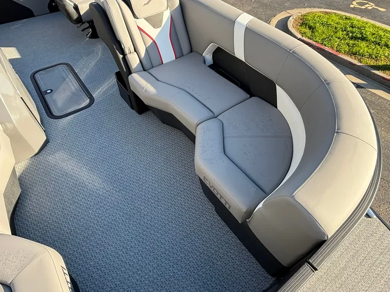 Slide: The Image of Evotti 723 CS 2026 - 10