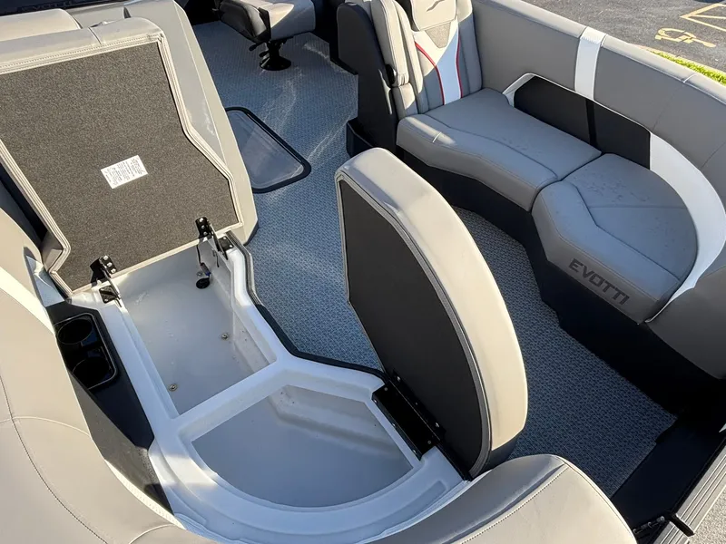 Slide: The Image of Evotti 723 CS 2026 - 11