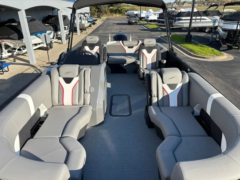 Slide: The Image of Evotti 723 CS 2026 - 13