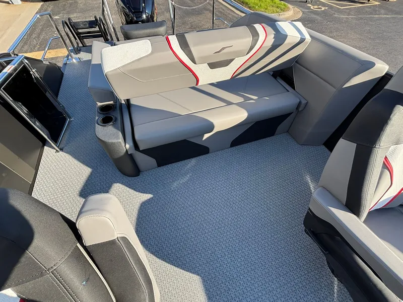 Slide: The Image of Evotti 723 CS 2026 - 36