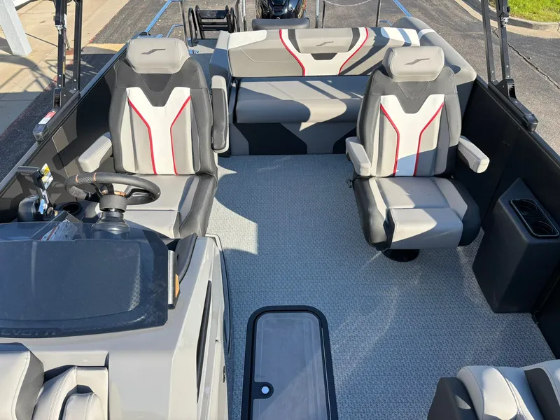 Slide: The Image of Evotti 723 CS 2026 - 37