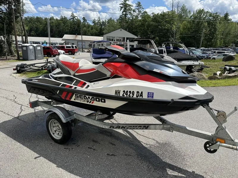 The Image of Sea-Doo 155 Wake 2013 - 1