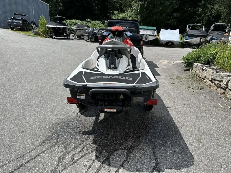 Slide: The Image of Sea-Doo 155 Wake 2013 - 2