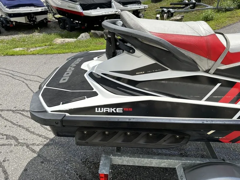 Slide: The Image of Sea-Doo 155 Wake 2013 - 3