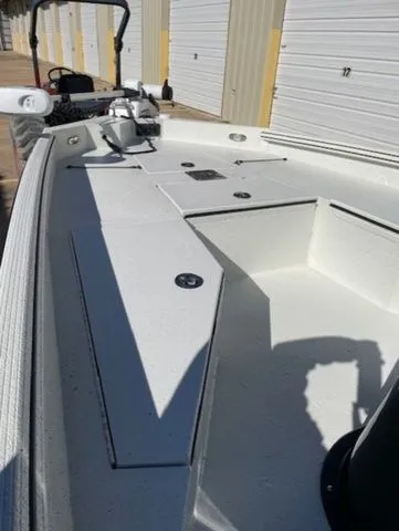 Slide: The Image of Excel Bay Pro 203 2020 - 4