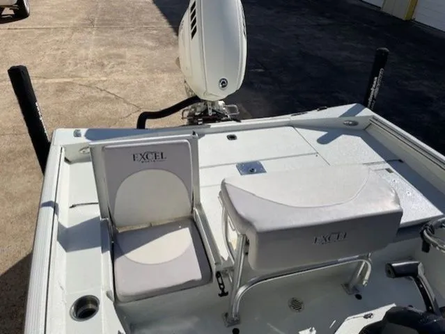 Slide: The Image of Excel Bay Pro 203 2020 - 8