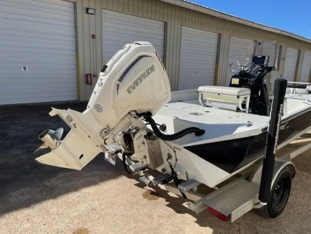 Slide: The Image of Excel Bay Pro 203 2020 - 9