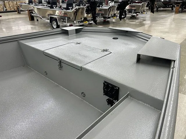 Slide: The Image of Xtreme Boats XT182SS TUNNEL 2026 - 3