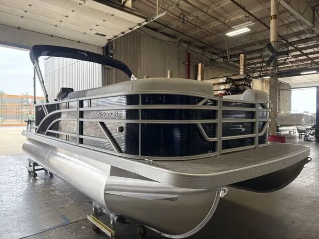 Slide: The Image of Bennington S L-Bench 20 SL 2026 - 3