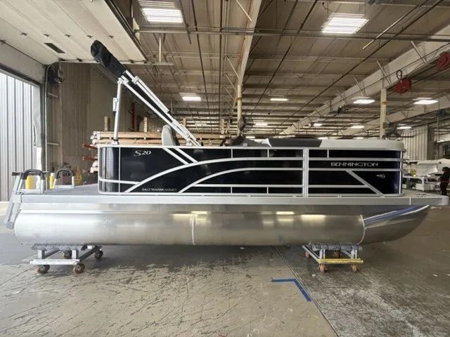 Slide: The Image of Bennington S L-Bench 20 SL 2026 - 5