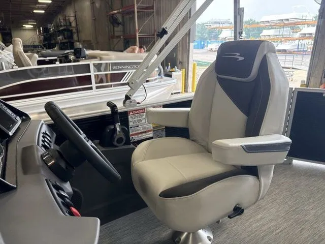 Slide: The Image of Bennington S L-Bench 20 SL 2026 - 10