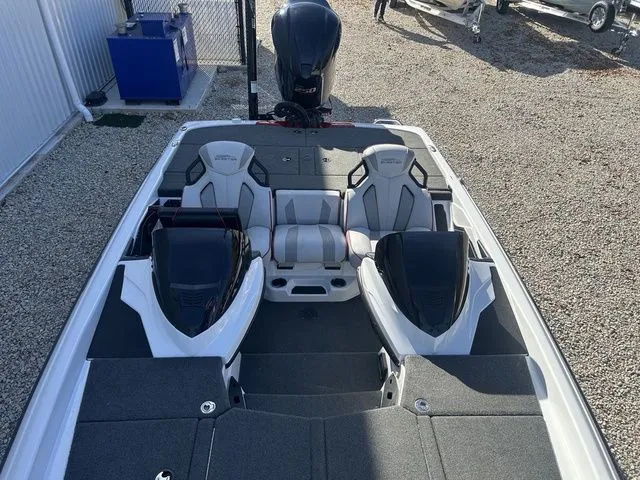 Slide: The Image of Skeeter ZXR20 2021 - 19