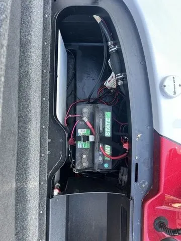 Slide: The Image of Skeeter ZXR20 2021 - 22