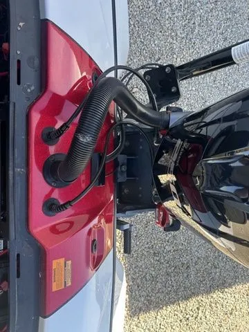 Slide: The Image of Skeeter ZXR20 2021 - 24