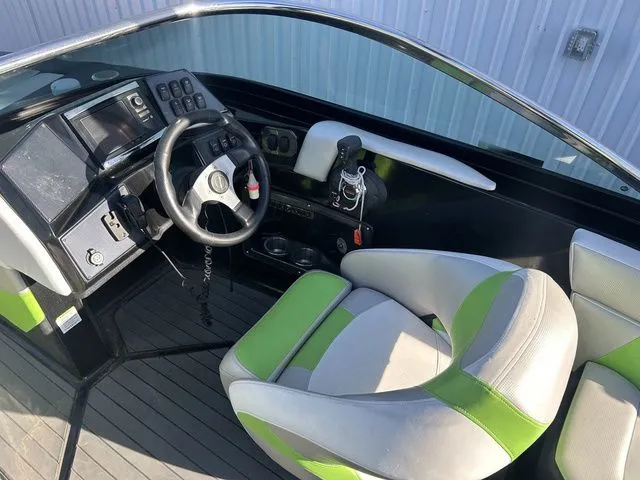 Slide: The Image of Epic 23V 2016 - 12