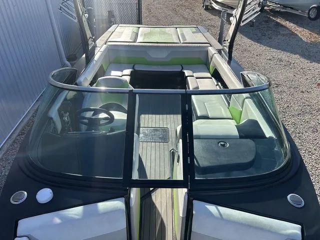 Slide: The Image of Epic 23V 2016 - 19