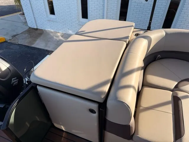 Slide: The Image of Bentley Pontoons Legacy Cruise 203 2026 - 14