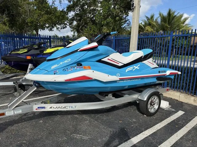 Slide: The Image of Yamaha FX SVHO 2022 - 4