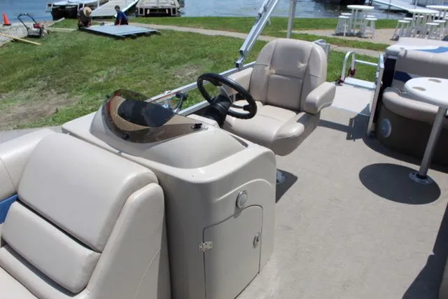 Slide: The Image of Tahoe LT Cruise 2014 - 11