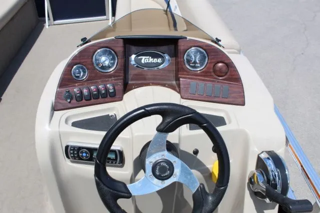 Slide: The Image of Tahoe LT Cruise 2014 - 13