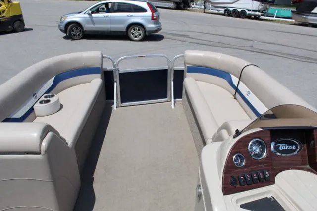 Slide: The Image of Tahoe LT Cruise 2014 - 7