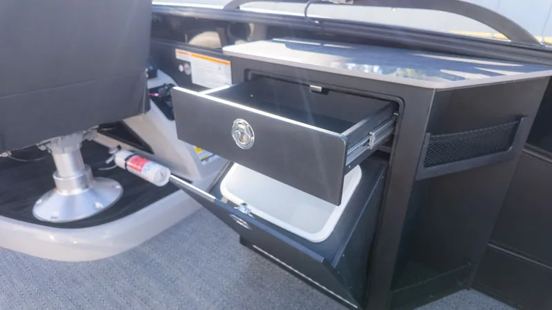 Slide: The Image of Barletta Lusso 25UE 2026 - 17