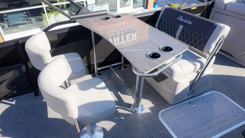 Slide: The Image of Barletta Lusso 25UE 2026 - 19