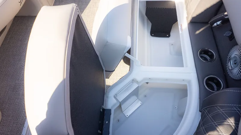 Slide: The Image of Barletta Lusso 25UE 2026 - 26