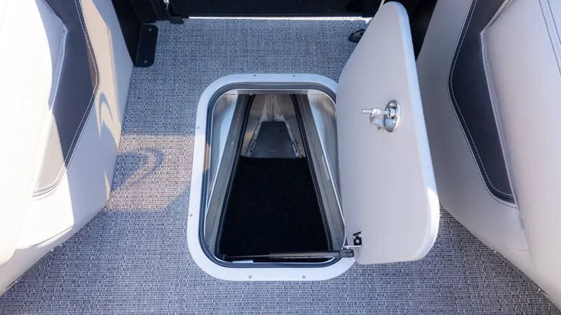 Slide: The Image of Barletta Lusso 25UE 2026 - 27