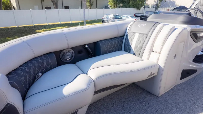 Slide: The Image of Barletta Lusso 25UE 2026 - 29