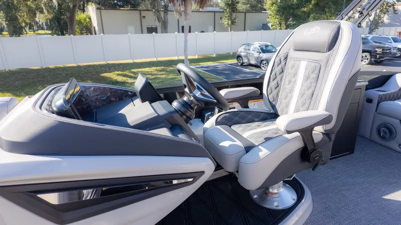 Slide: The Image of Barletta Lusso 25UE 2026 - 32