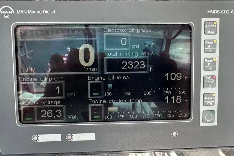Slide: The Image of Display panel of 2006 Sea Ray 580 Sedan Bridge showing engine metrics and running hours. - 50