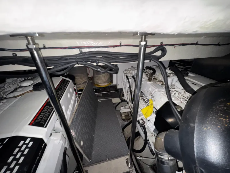 Slide: The Image of Regal Commodore 4260 2004 - 18