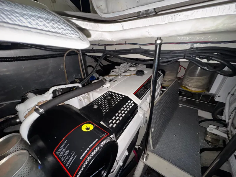 Slide: The Image of Regal Commodore 4260 2004 - 19