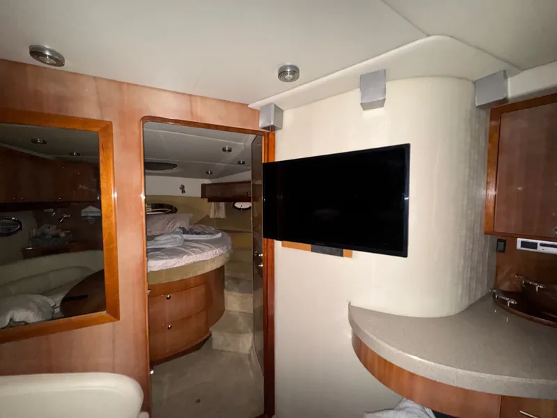 Slide: The Image of Regal Commodore 4260 2004 - 29