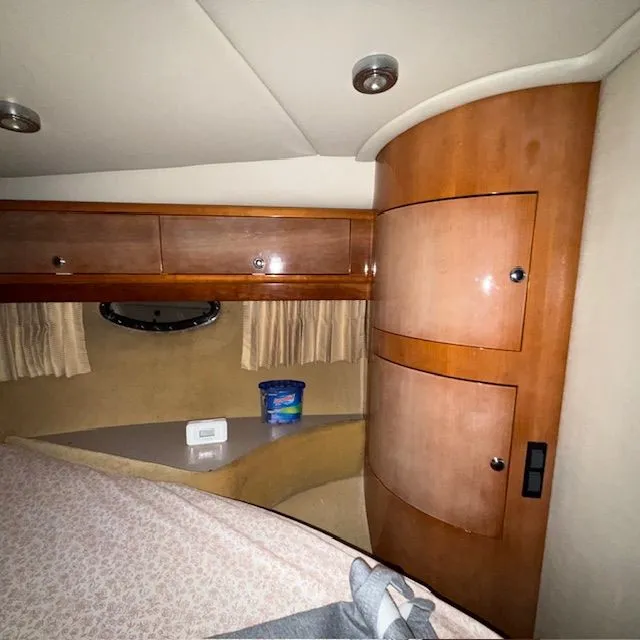 Slide: The Image of Regal Commodore 4260 2004 - 36