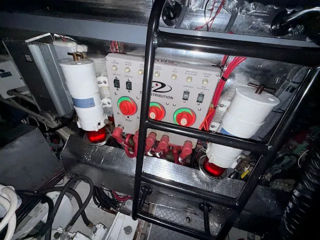 Slide: The Image of Regal Commodore 4260 2004 - 40