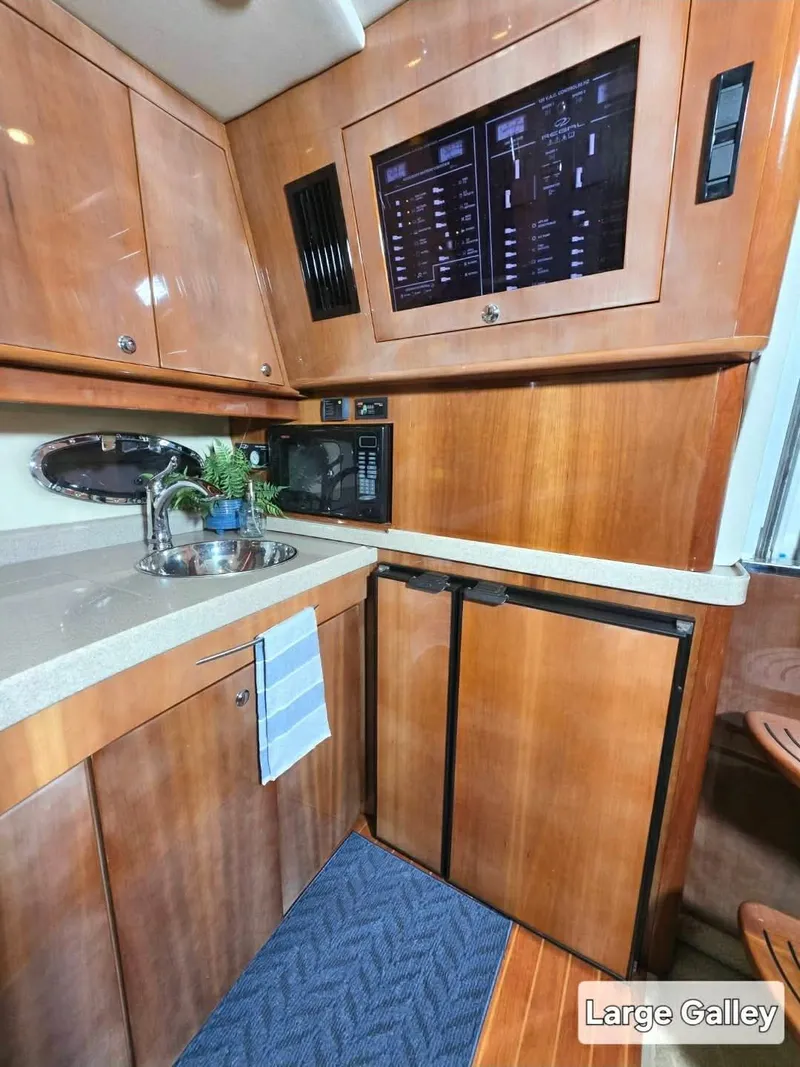 Slide: The Image of Regal Commodore 4260 2004 - 48