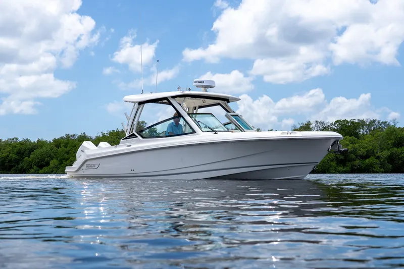 Slide: The Image of Boston Whaler 280 Vantage 2026 - 0