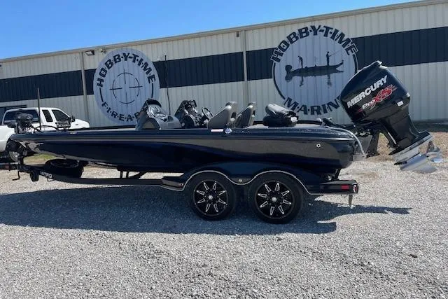 The Image of 2018 Nitro Z21 boat with Mercury engine at Hobby-Time Marine dealership. - 0
