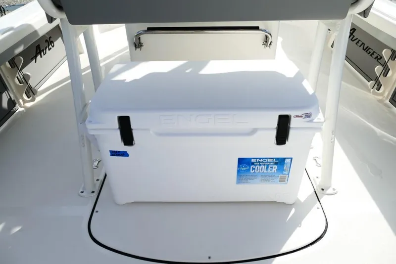 Slide: The Image of White Engel cooler on 2026 Avenger AV26 boat deck. - 24