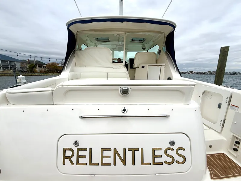 Slide: The Image of Tiara 4300 Sovran 2006 - 11