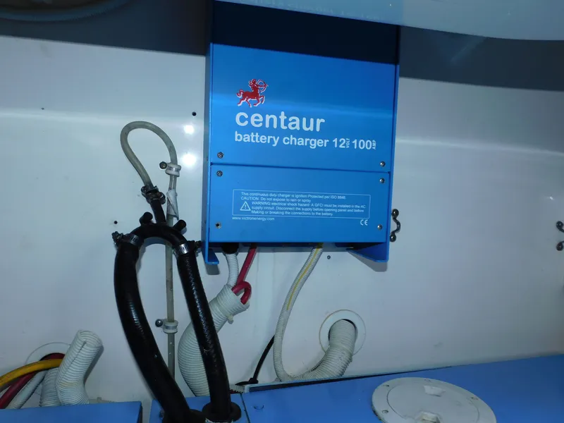 Slide: The Image of Tiara 4300 Sovran 2006 - 42