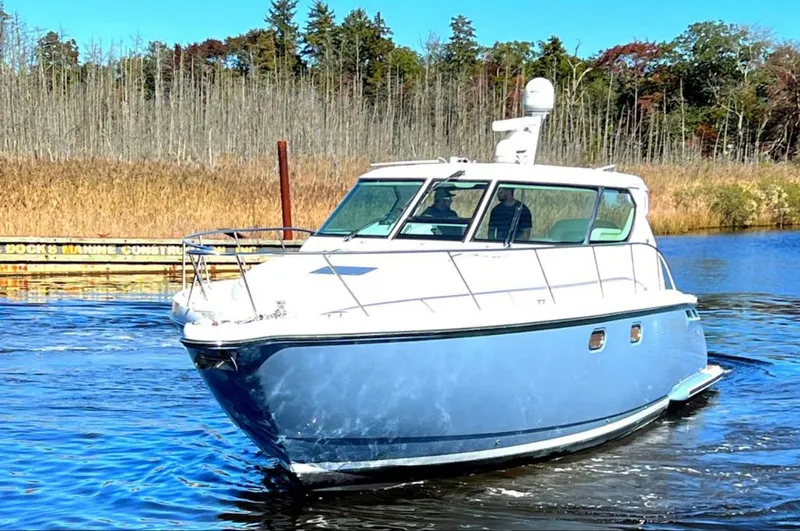 Slide: The Image of Tiara 4300 Sovran 2006 - 5