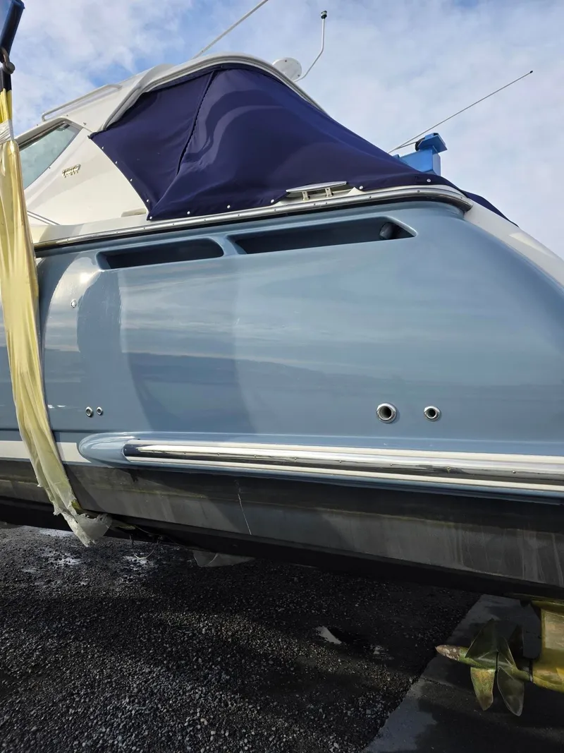 Slide: The Image of Tiara 4300 Sovran 2006 - 56