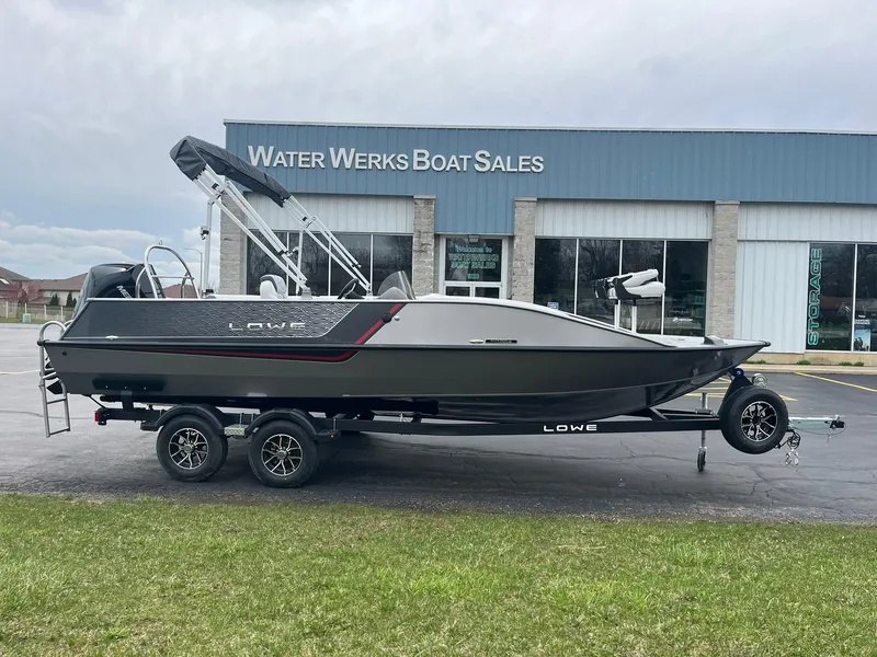 The Image of 2025 Lowe Deck SD224 boat on trailer at Water Werks Boat Sales dealership. - 0