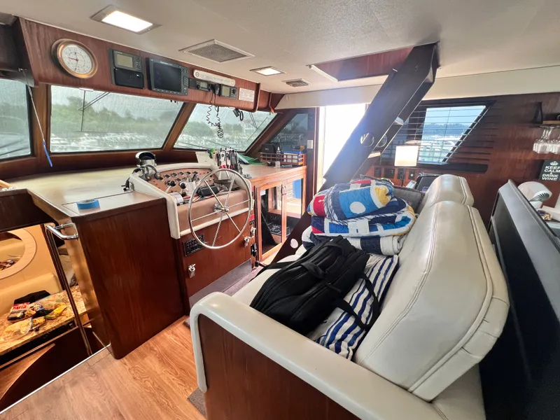 Slide: The Image of Hatteras 54MY 1987 - 21