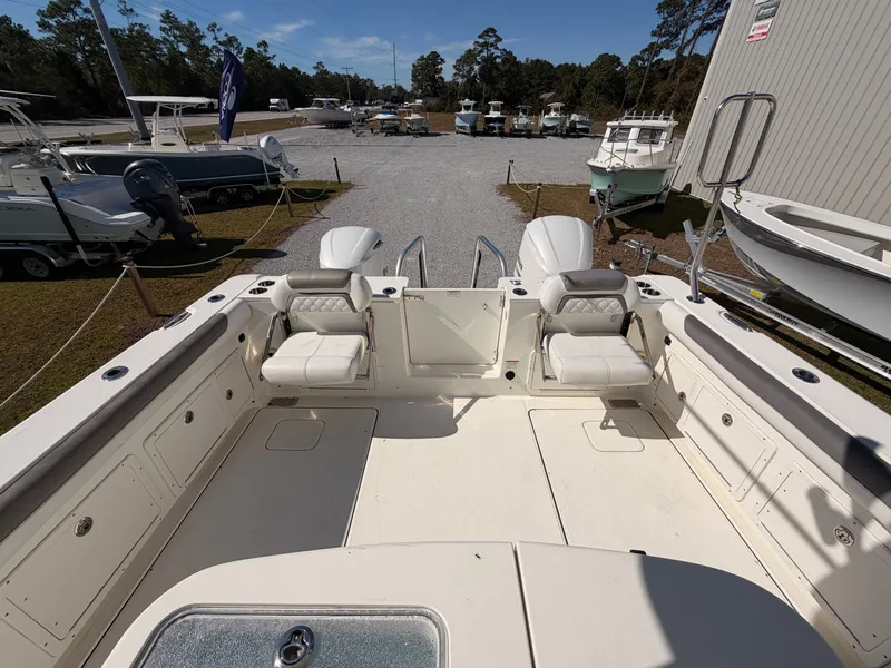 Slide: The Image of World Cat 320 CC 2019 - 12