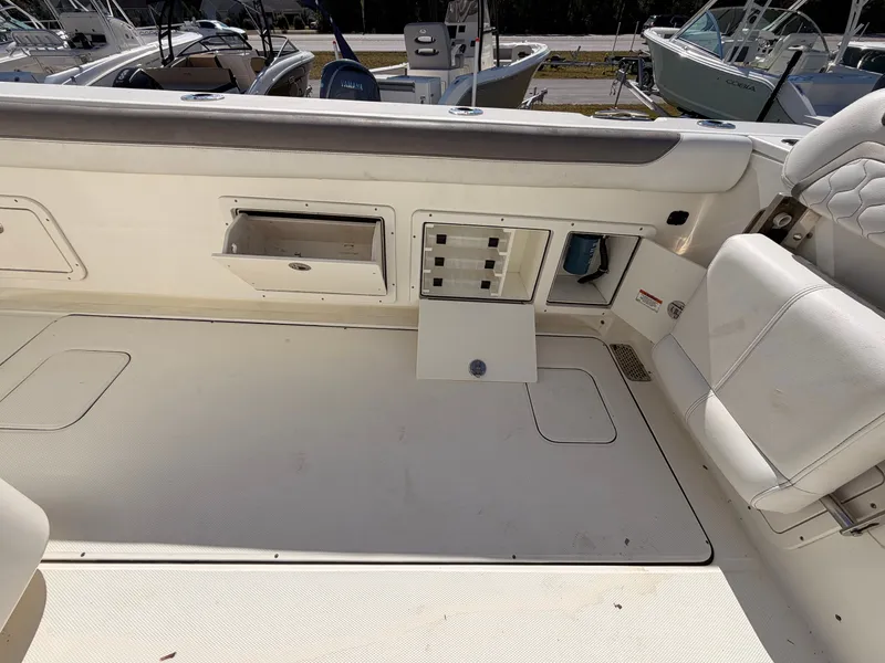 Slide: The Image of World Cat 320 CC 2019 - 16