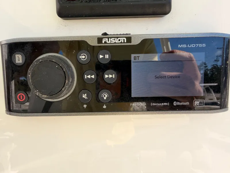 Slide: The Image of World Cat 320 CC 2019 - 24